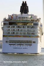 ID 4910 NORWEGIAN DAWN (2002/92250grt/IMO 9195169, ex-NORWEGIAN STAR, SUPERSTAR SCORPIO) outbound from New York, USA.